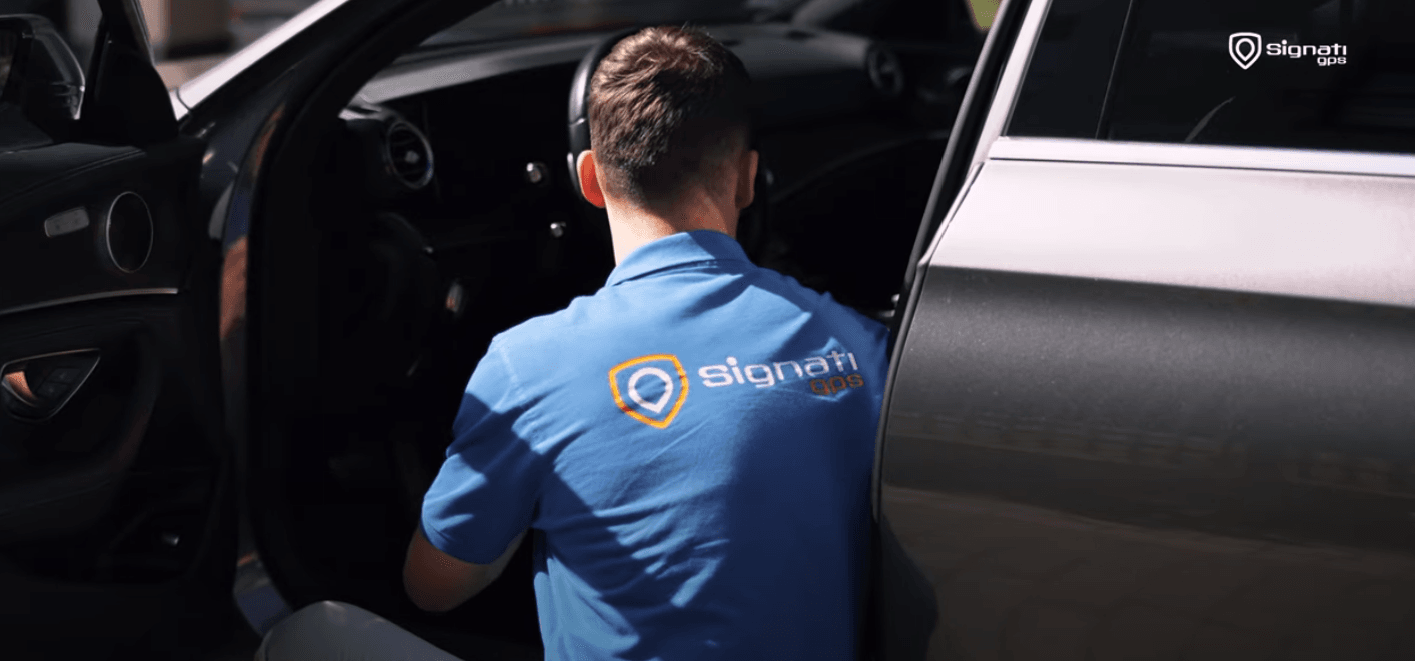 Jak wygląda montaż GPS w samochodzie? Poradnik krok po kroku